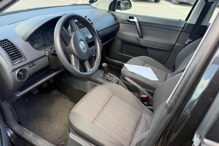 Sort VW Polo fra 2006