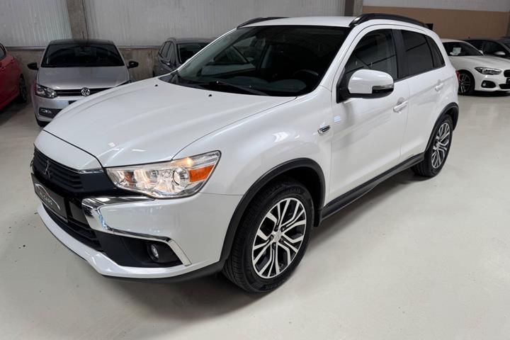 undefined Mitsubishi ASX fra 2017 set udefra