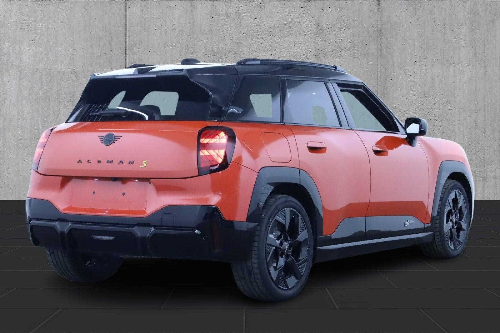 Orange Mini Aceman SE fra 2025