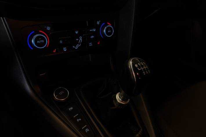 Sølv Ford Focus fra 2015