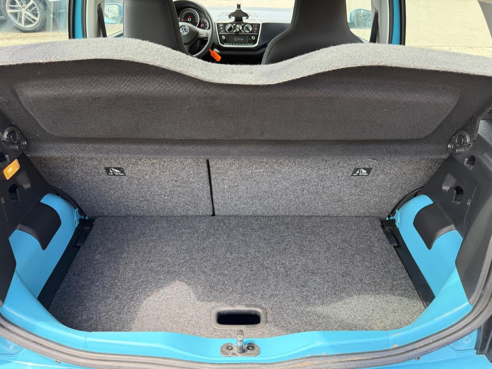 Blå VW UP! fra 2020
