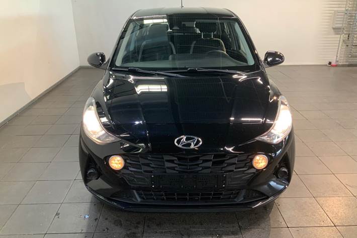 Sort Hyundai i10 fra 2021