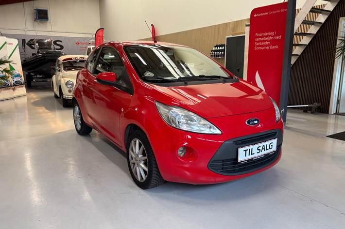 Rød Ford Ka fra 2013