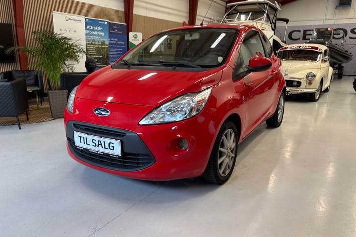 Rød Ford Ka fra 2013