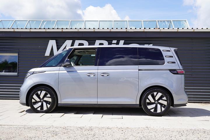 Grå VW ID.Buzz fra 2023