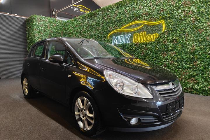 undefined Opel Corsa fra 2010 set udefra