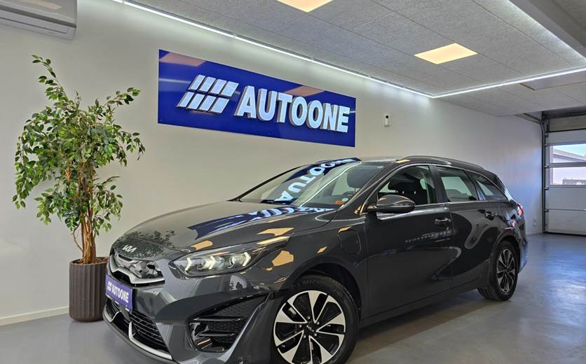 Kia Ceed 1,6 PHEV Prestige SW DCT