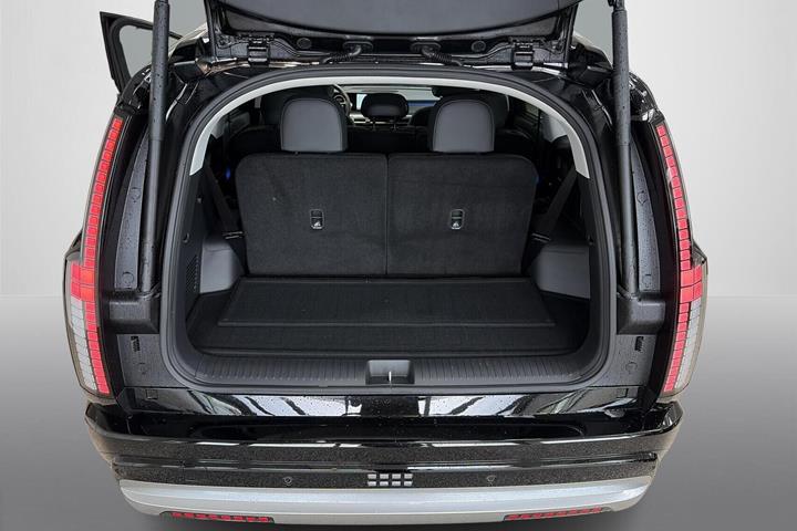 Sort Hyundai Ioniq 9 fra 2026