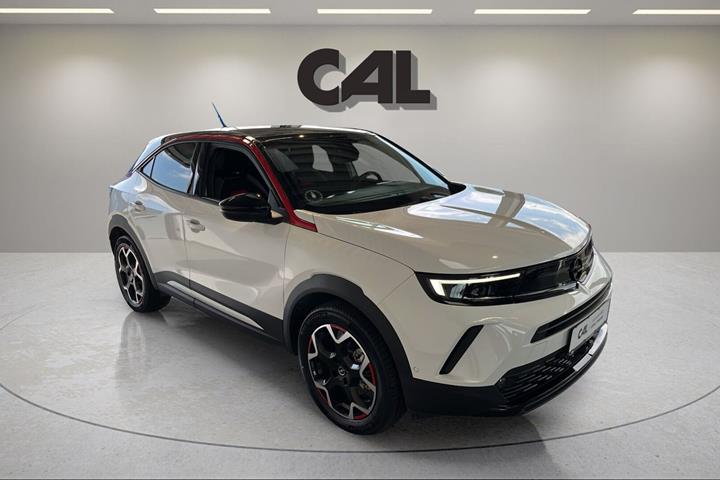 Hvid Opel Mokka-e fra 2022