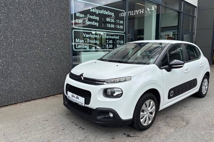 Hvid Citroën C3 fra 2016 set udefra
