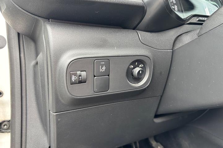 Hvid Citroën C3 fra 2016
