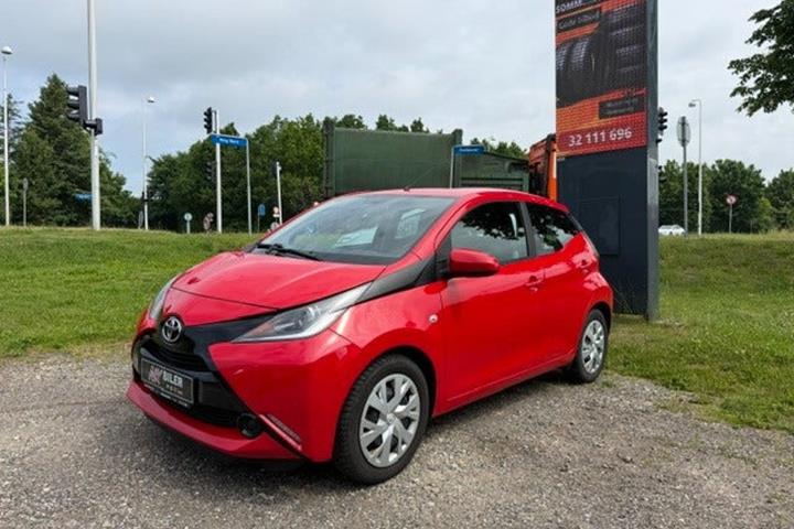 undefined Toyota Aygo fra 2015