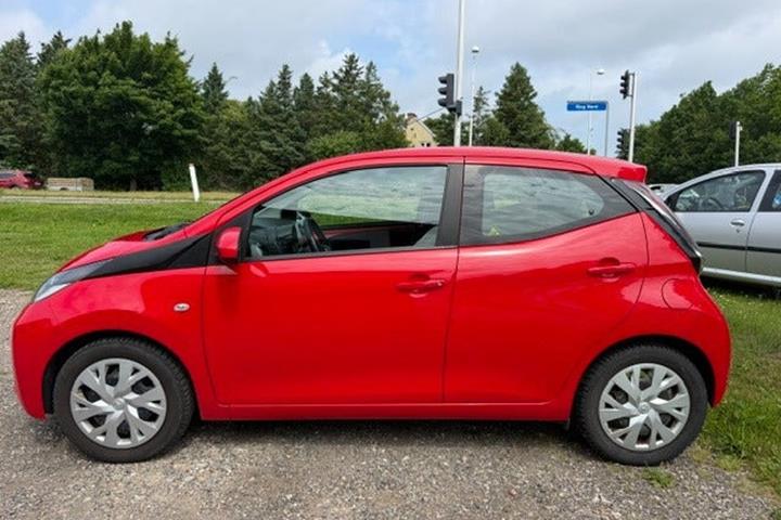 undefined Toyota Aygo fra 2015