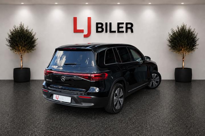 Sort Mercedes EQB250+ fra 2025