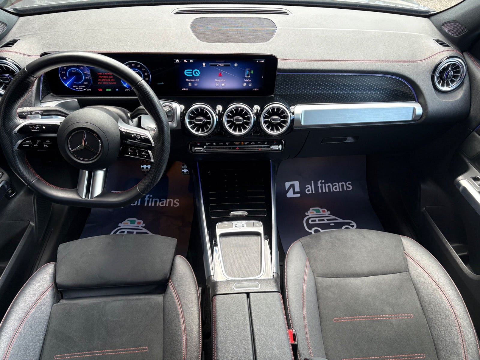 Sort Mercedes EQB250+ fra 2025