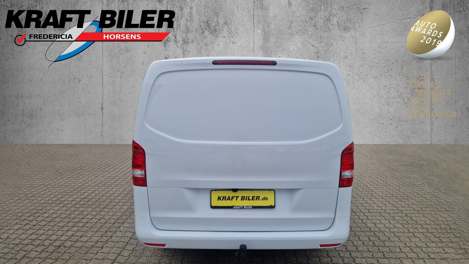 Hvid Mercedes Vito 116 fra 2023