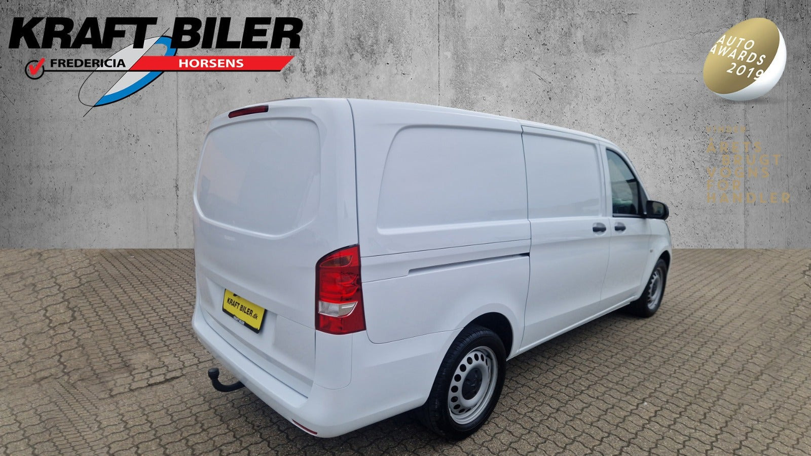 Hvid Mercedes Vito 116 fra 2023