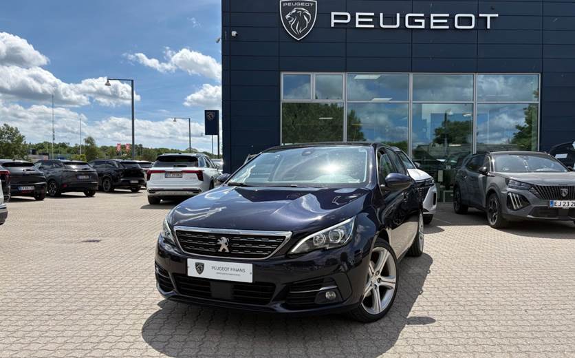 Peugeot 308 1,2 PureTech 130 Selection Sky