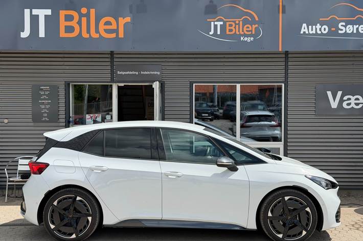 Hvid Cupra Born fra 2025