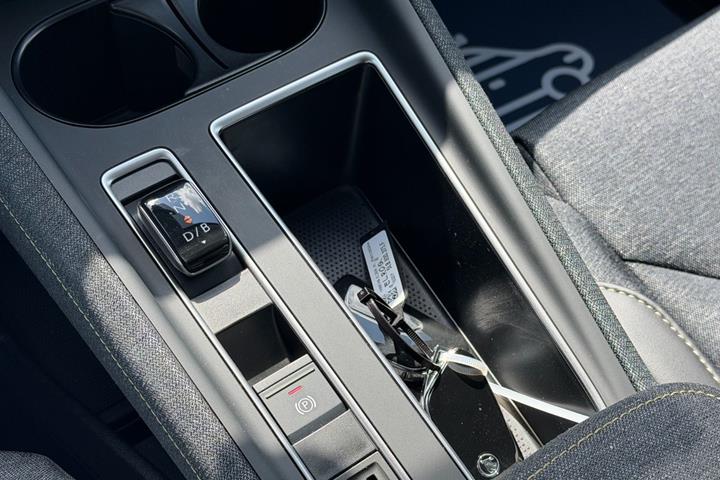 Grøn Skoda Elroq fra 2025