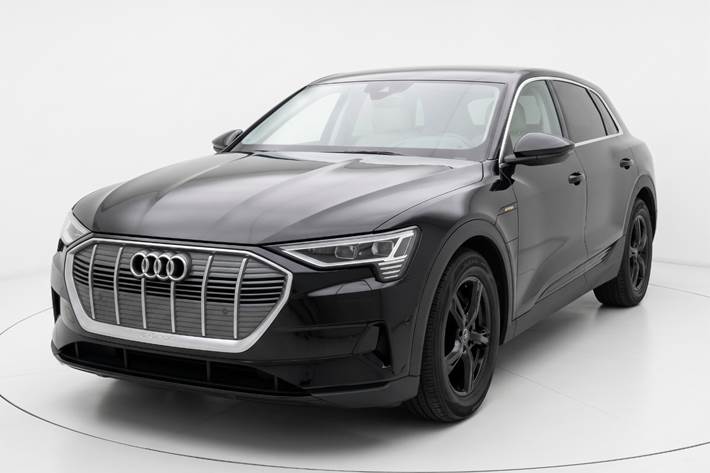Sort Audi e-tron fra 2021