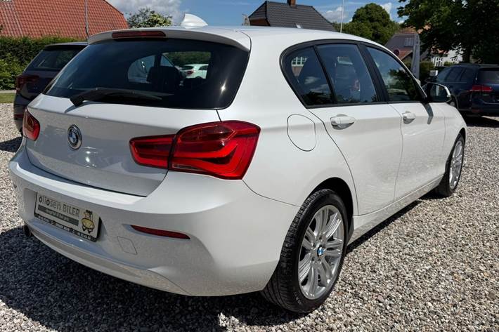Hvid BMW 118d fra 2017