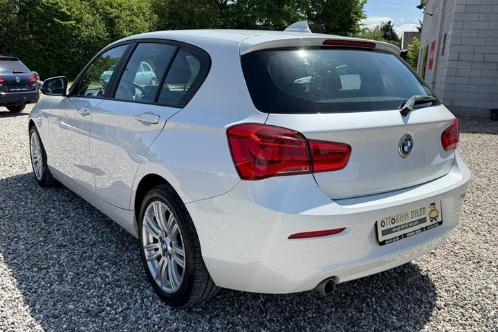 Hvid BMW 118d fra 2017