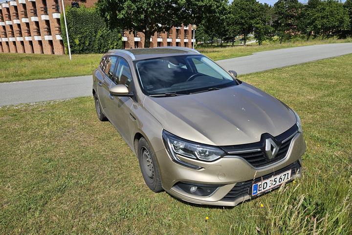 Grå Renault Mégane fra 2017
