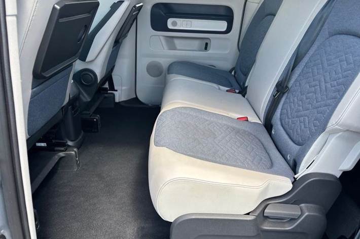 Sølv VW ID.Buzz fra 2023