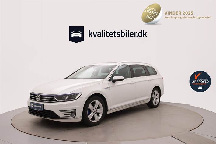Hvid VW Passat fra 2016