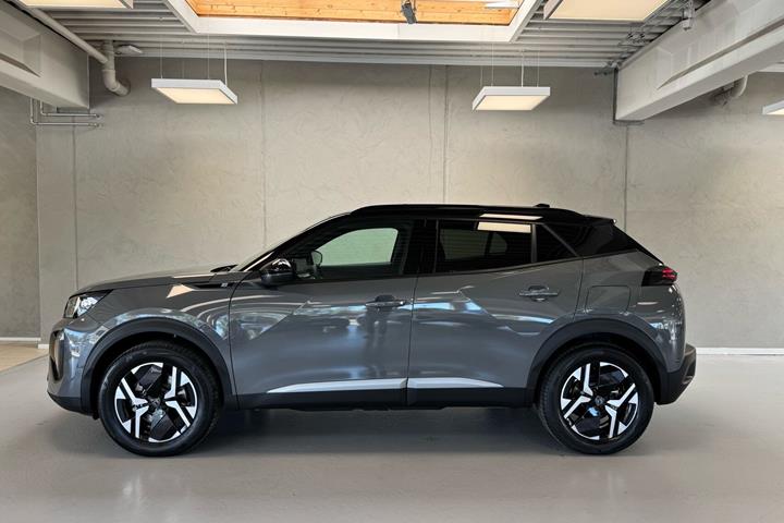 Grå Peugeot e-2008 fra 2026