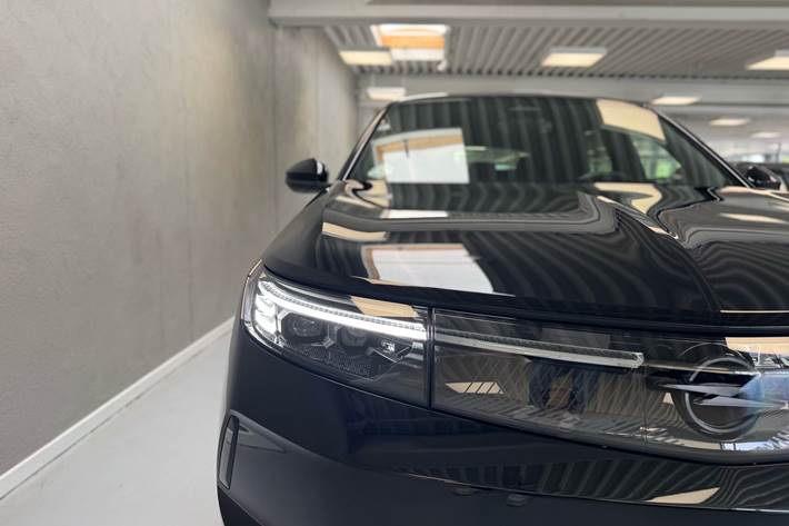 Sort Opel Grandland fra 2026