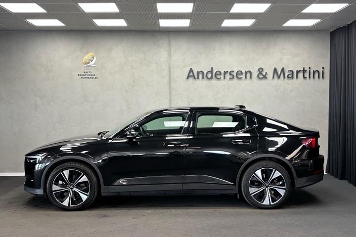 Sort Polestar 2 fra 2023