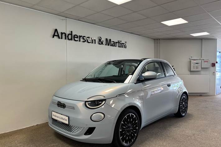 Grøn Fiat 500e fra 2023