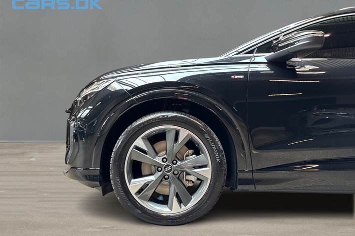 Sort Audi Q4 fra 2026
