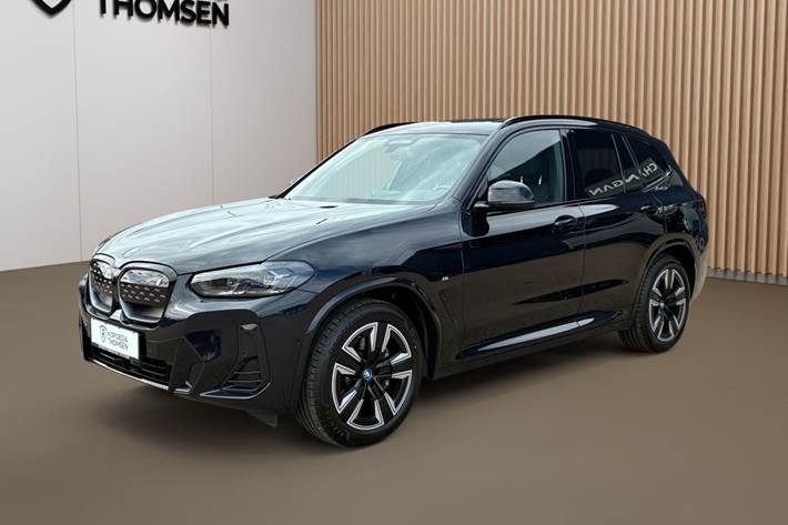 Sort BMW iX3 fra 2025