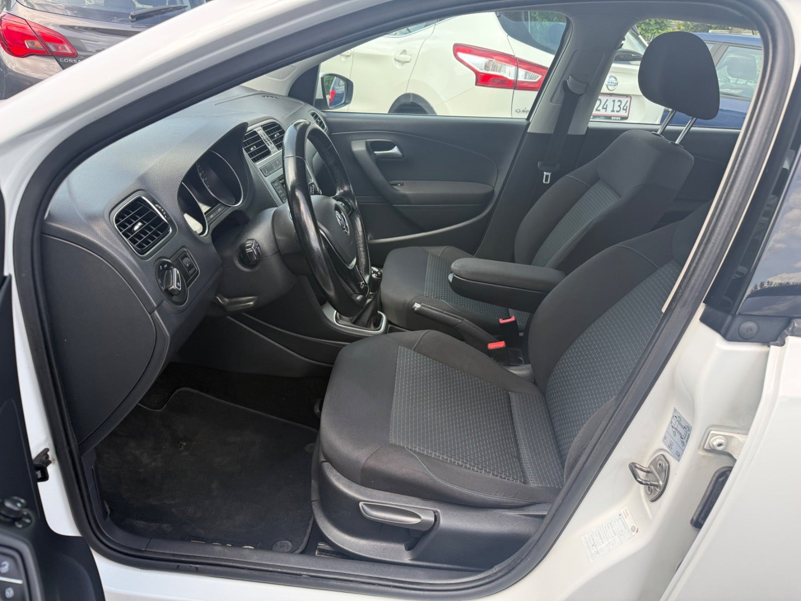 Hvid VW Polo fra 2015