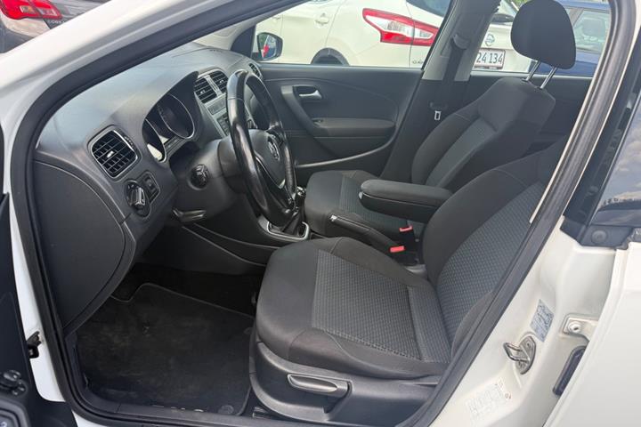 Hvid VW Polo fra 2015