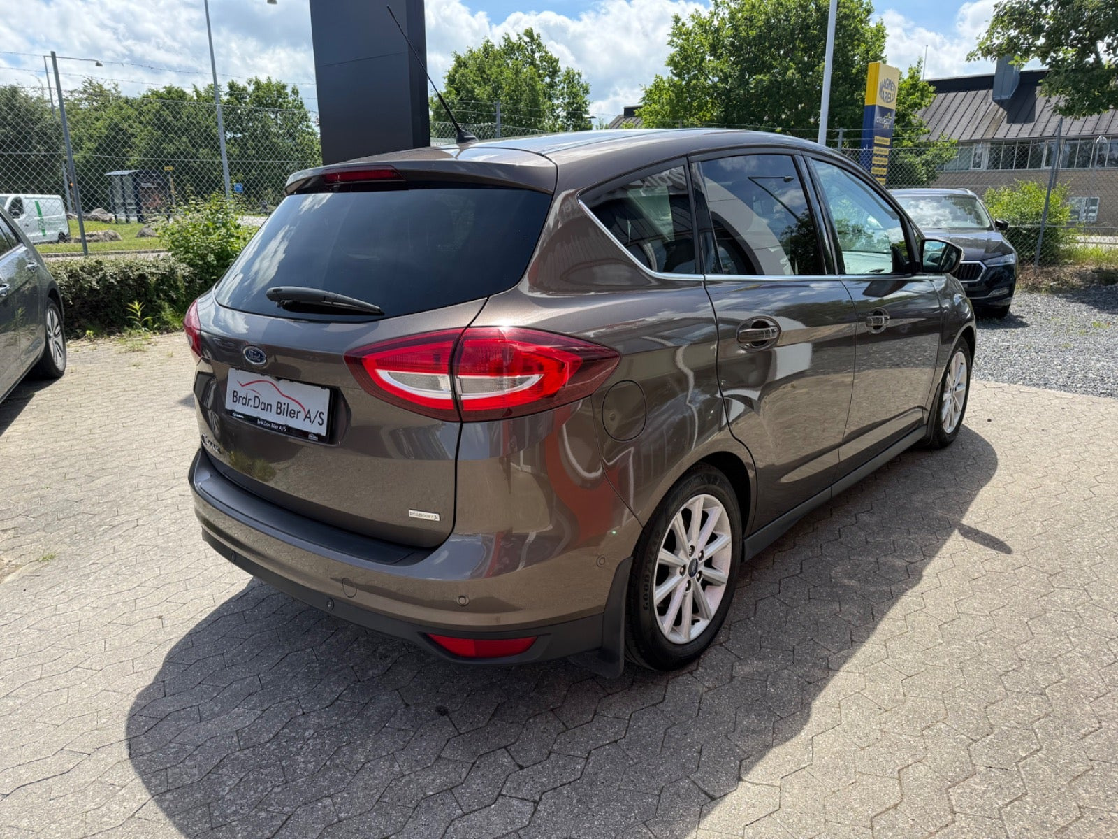 Brun Ford C-MAX fra 2016