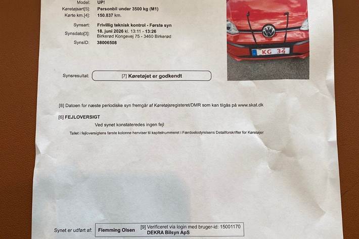 Rød VW UP! fra 2017