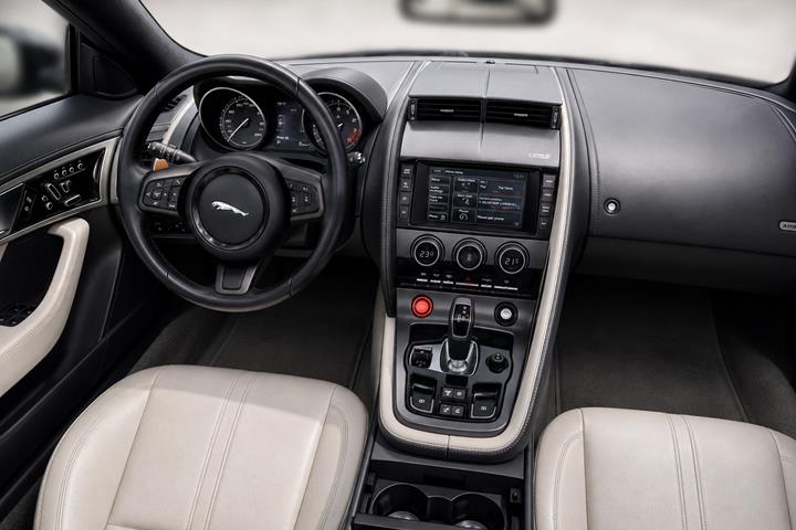 Blå Jaguar F-Type fra 2014