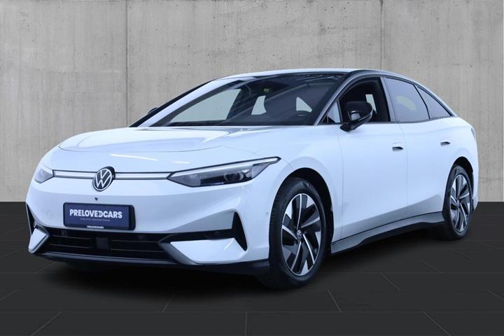 Hvid VW ID.7 fra 2024 set udefra