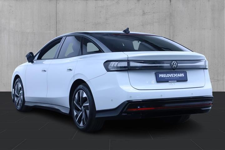 Hvid VW ID.7 fra 2024