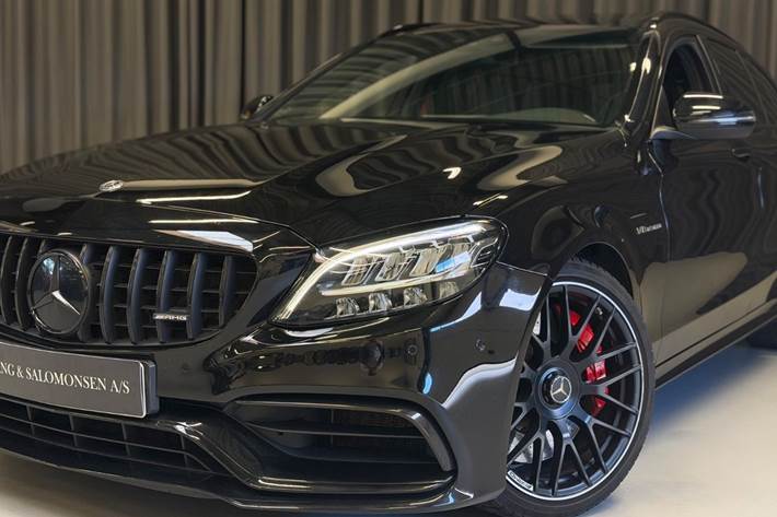 Sort Mercedes C63 fra 2019