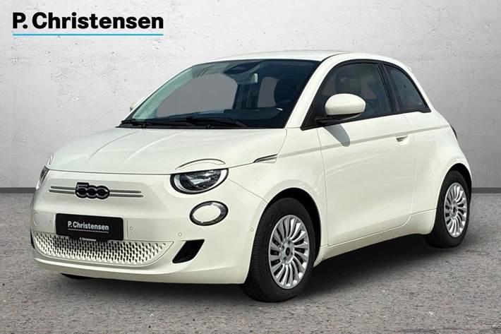 Hvid Fiat 500e fra 2023