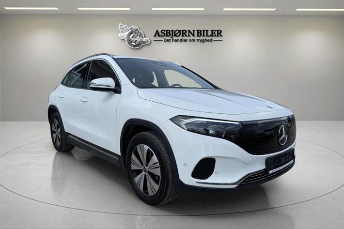 Hvid Mercedes EQA300 fra 2025