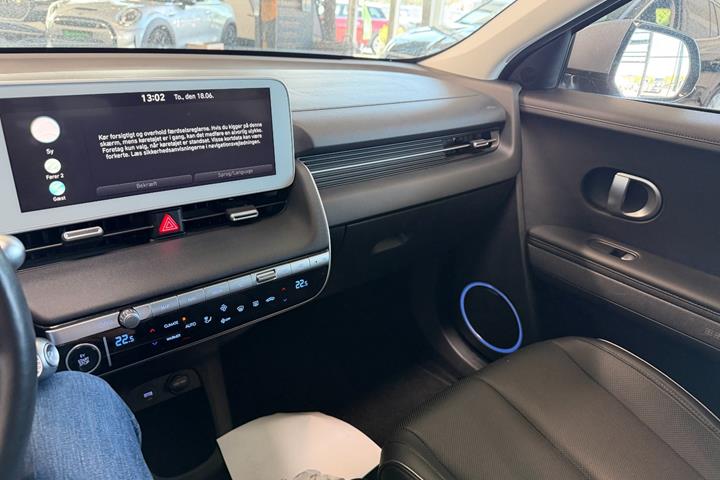 Grå Hyundai Ioniq 5 fra 2022