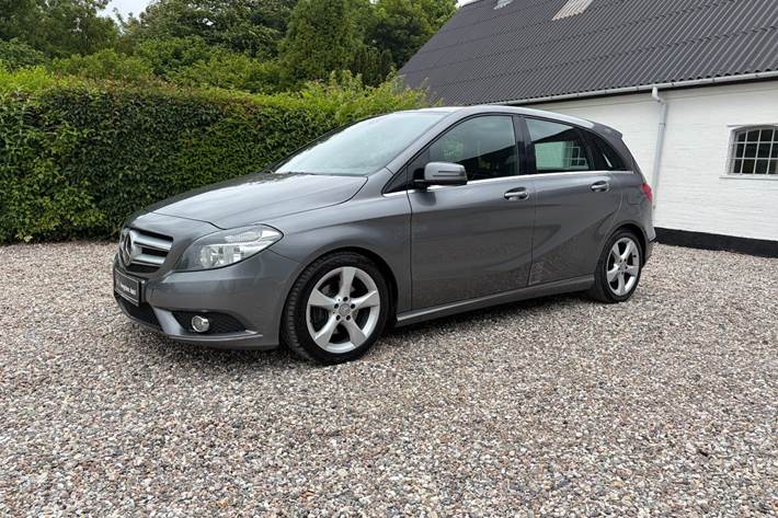 undefined Mercedes B200 fra 2013