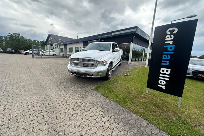 Gul Dodge RAM 1500 fra 2015