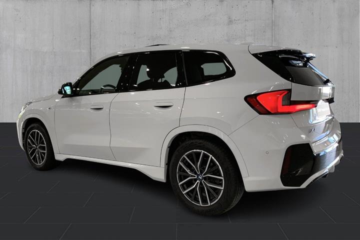 undefined BMW iX1 fra 2023